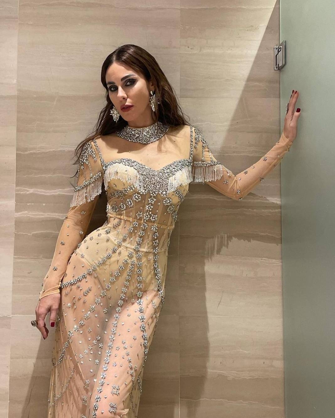 Defne Samyeli kıyafetiyle takipçilerinin diline düştü! O detay anında ortaya çıktı 2